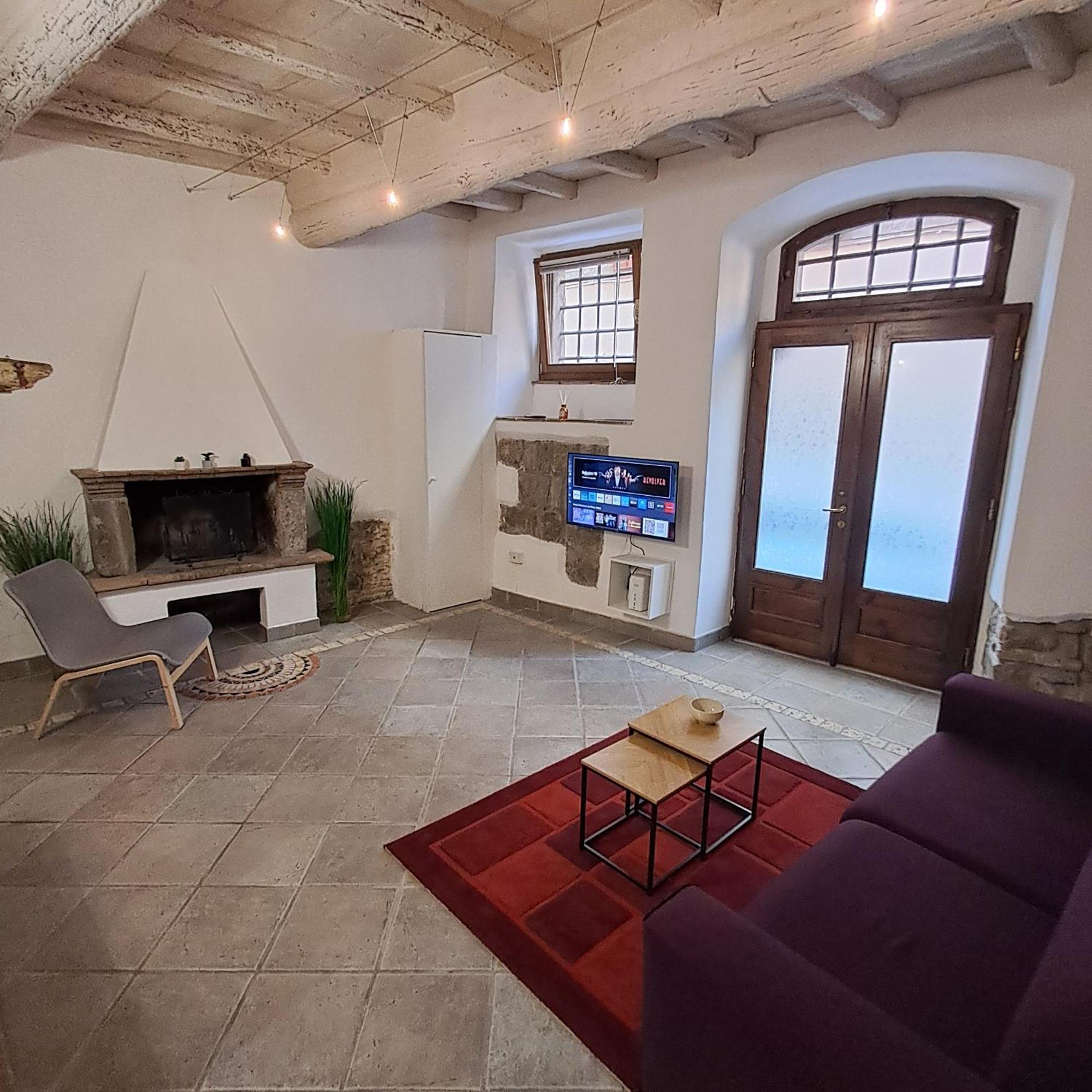 Pettinara 21 Apartment Viterbo Exterior photo